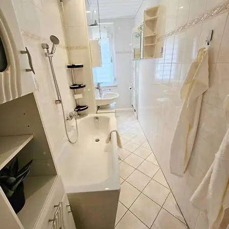 Apartment Ferienwohnung *